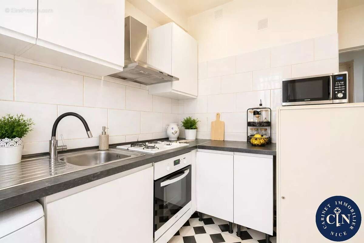 Appartement 82 m² à Nice  - photo 3