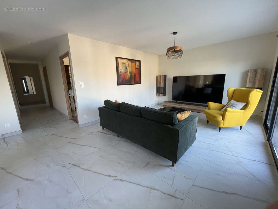 Maison à CARRY-LE-ROUET