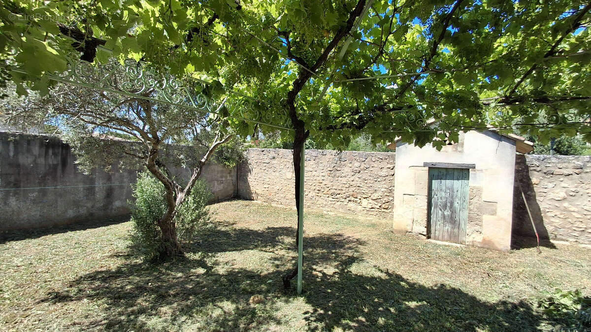 Maison à SAINT-PAUL-TROIS-CHATEAUX