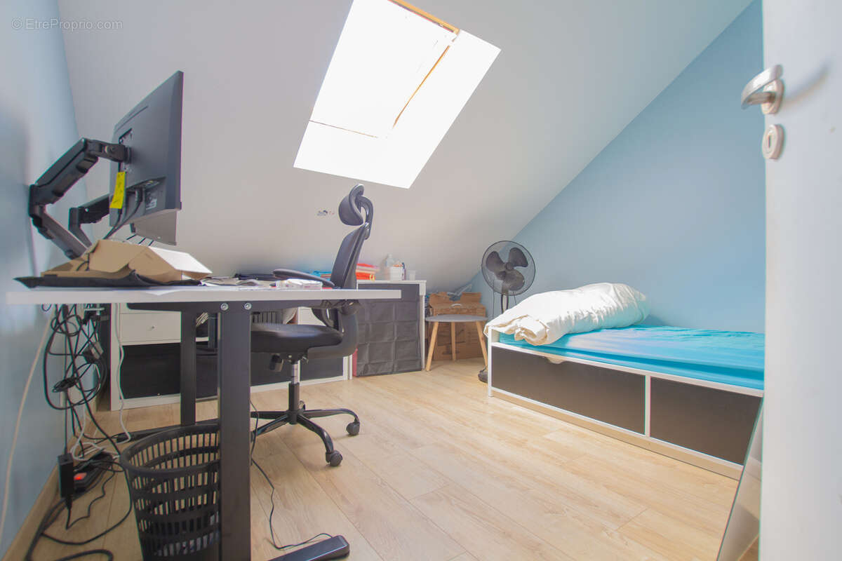 Maison à VILLENEUVE-LE-ROI