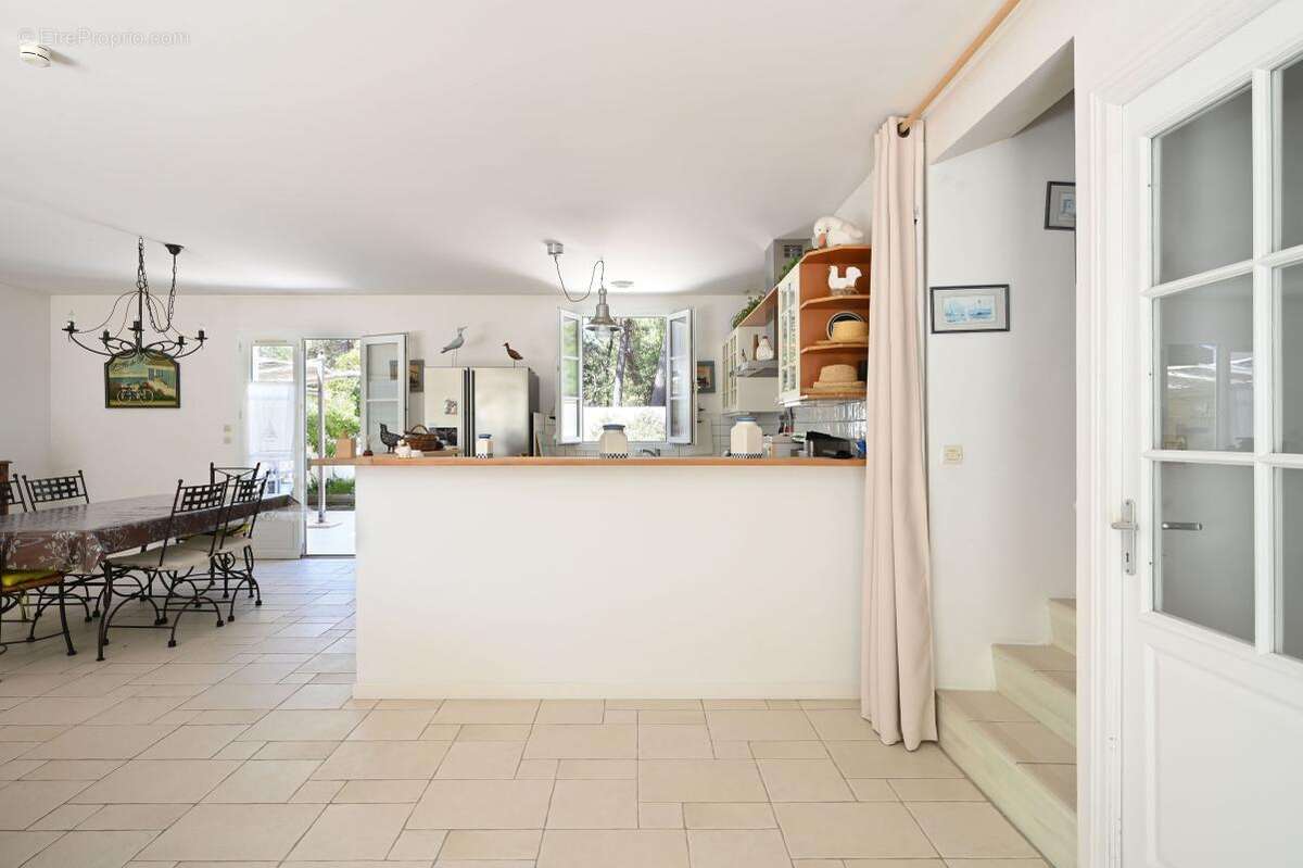 Maison accès forêt proche plage À Vendre - photo 5
