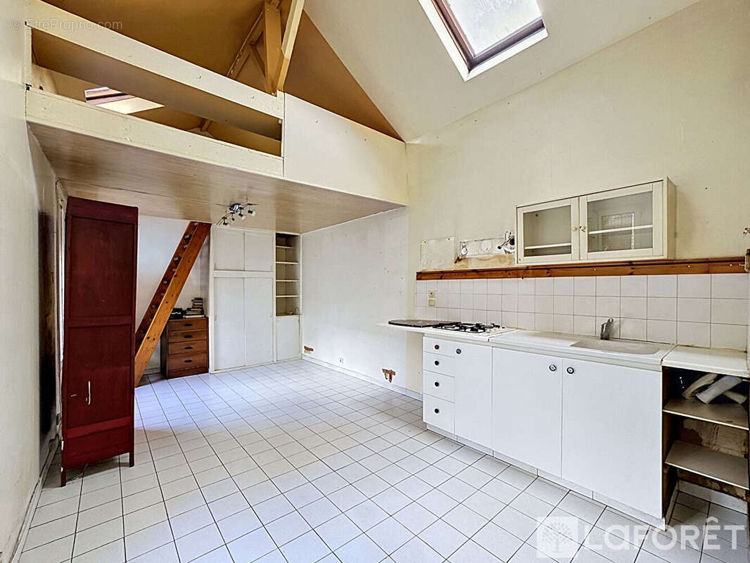 Appartement à FONTENAY-SOUS-BOIS