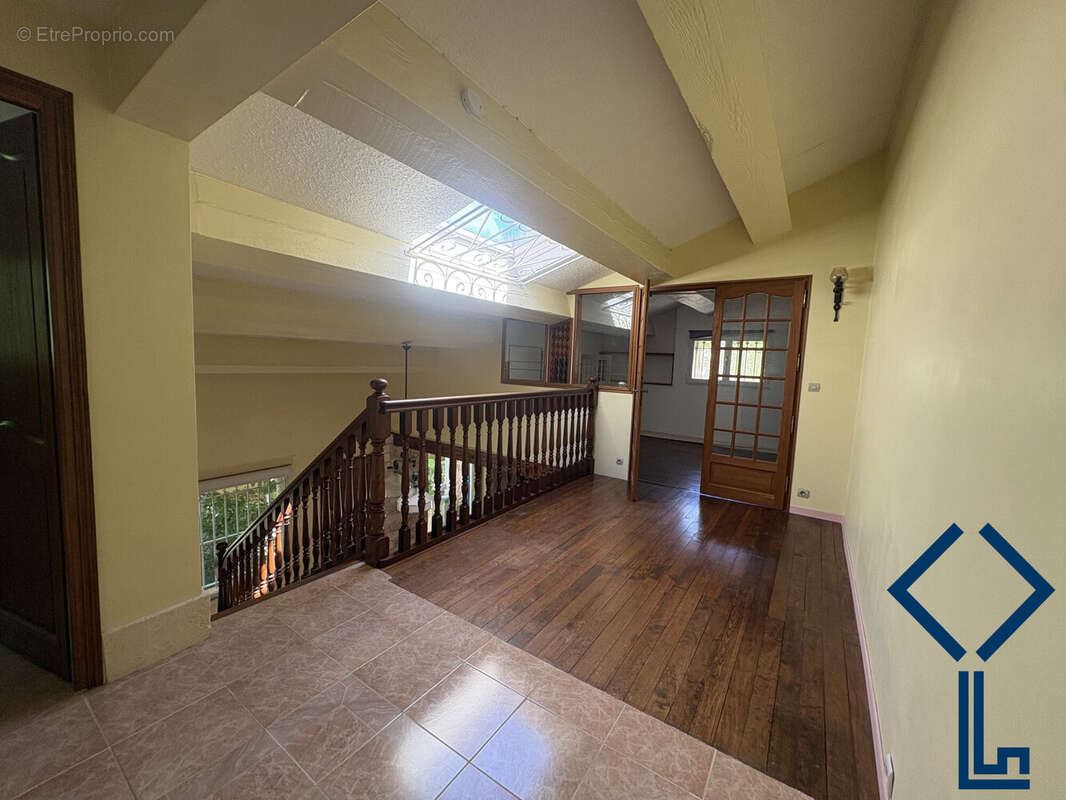 Maison 95 m² à Castelnau-Le-Lez  - photo 8