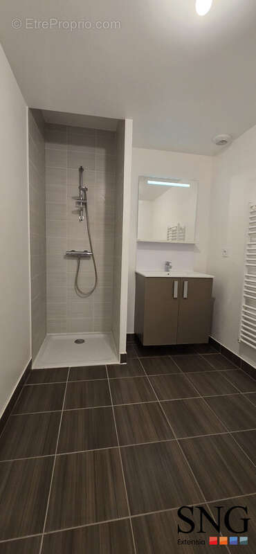 Appartement à LA ROCHETTE