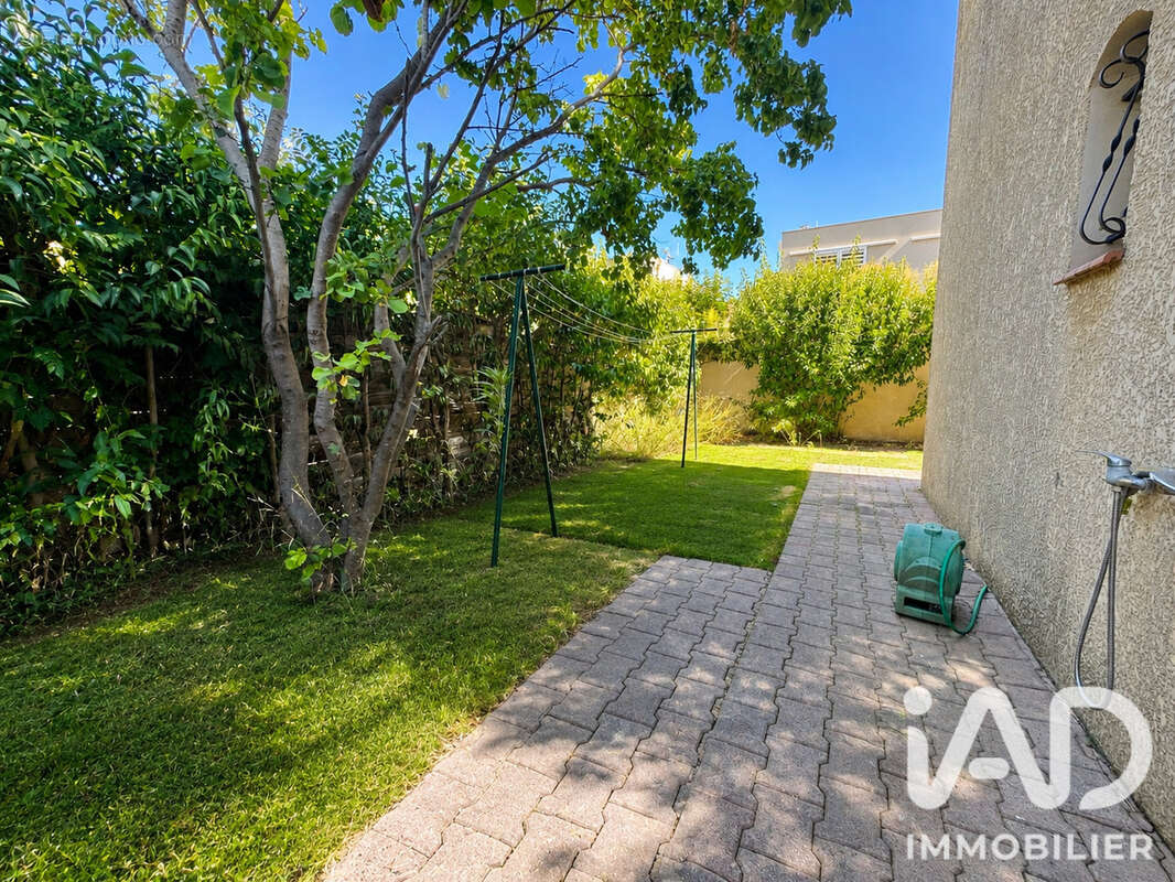 Maison 80 m² à Sainte-Marie  - photo 7