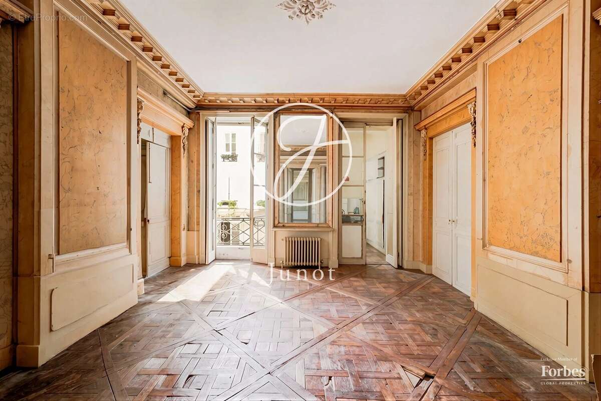 Appartement à PARIS-6E