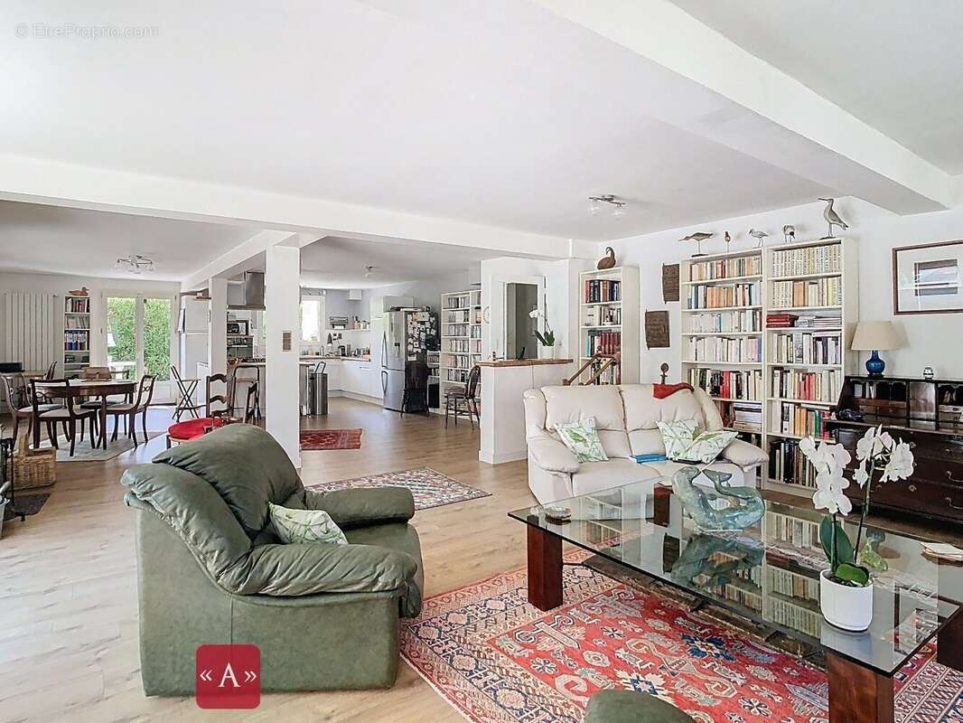 Maison à BUZET-SUR-TARN