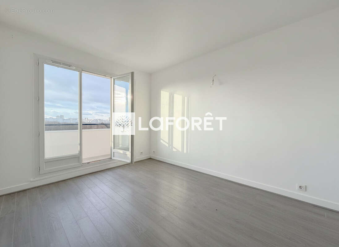 Appartement à BAGNEUX