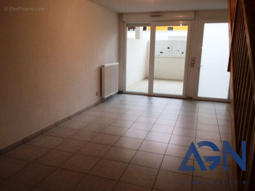 Appartement à JUVIGNAC