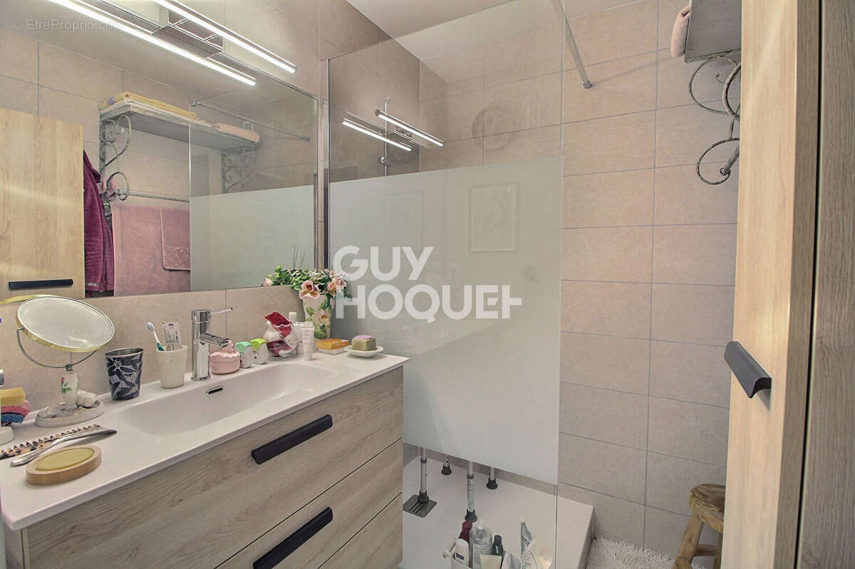 Appartement à CHAVILLE