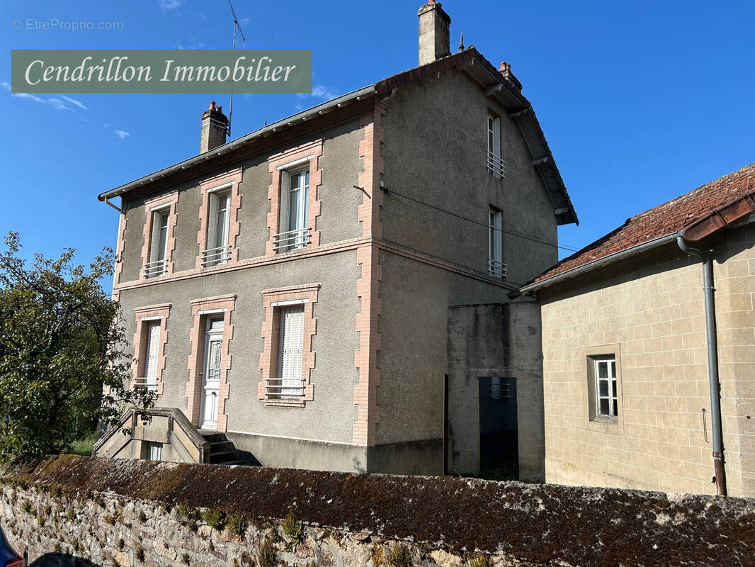 Maison à BOURGANEUF
