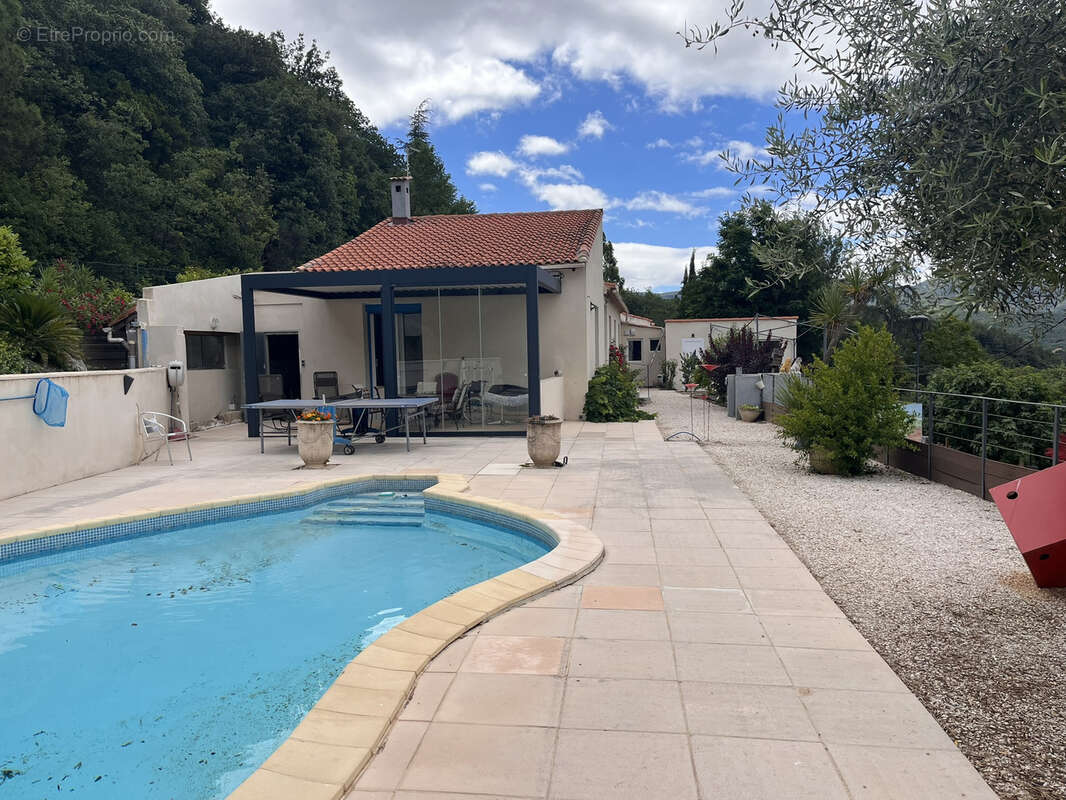 Maison à LAMALOU-LES-BAINS