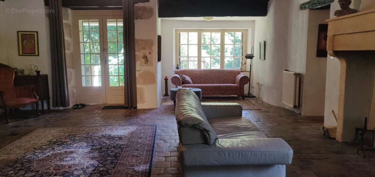 Maison à RUFFEC