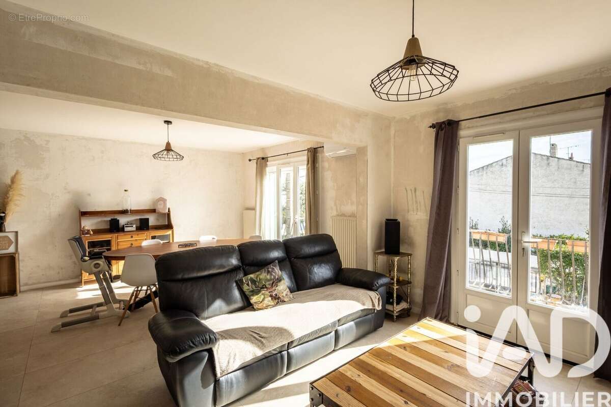 Photo 3 - Maison à ARLES