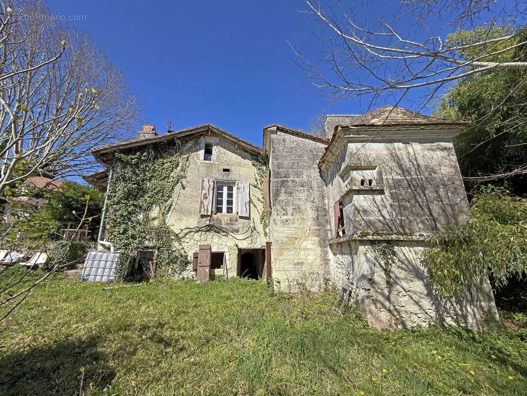 Maison à VERTEILLAC