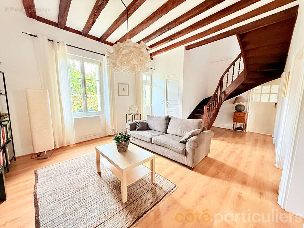 Maison Reugny 7 pièce(s) 195.55 m2 à 15 minutes d'Amboise - photo 2