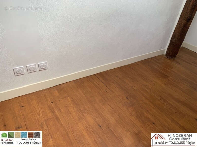 Maison à CASTELGINEST