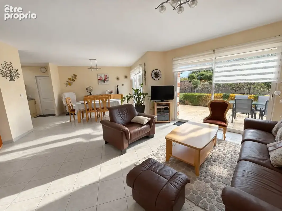 Fresnay-en-retz   plain-pied 105 m2   3 chambres   grand terrain - photo 3