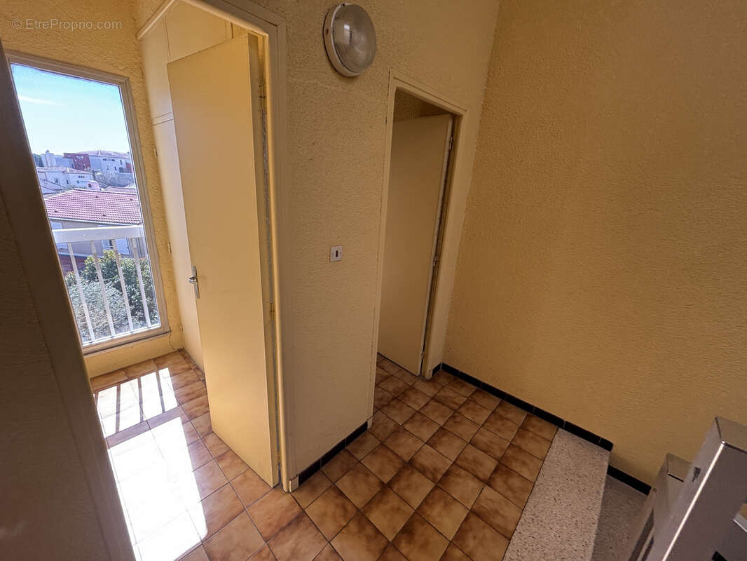 Appartement à LUNEL