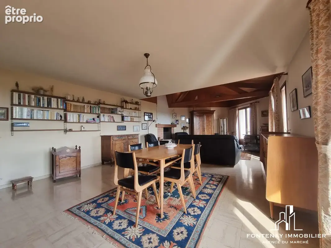 Maison 9 pièces 205 m² à vendre à Fontenay-Le-Comte (85200) - photo 5