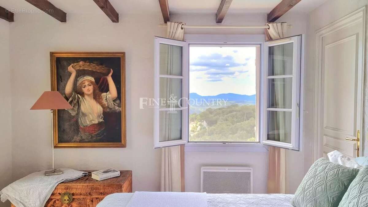 Maison à MONTAUROUX