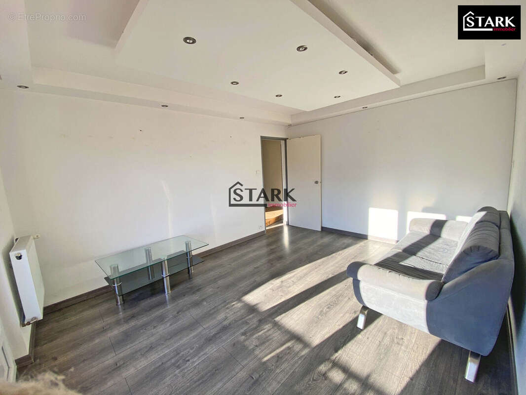 Appartement à VALDOIE