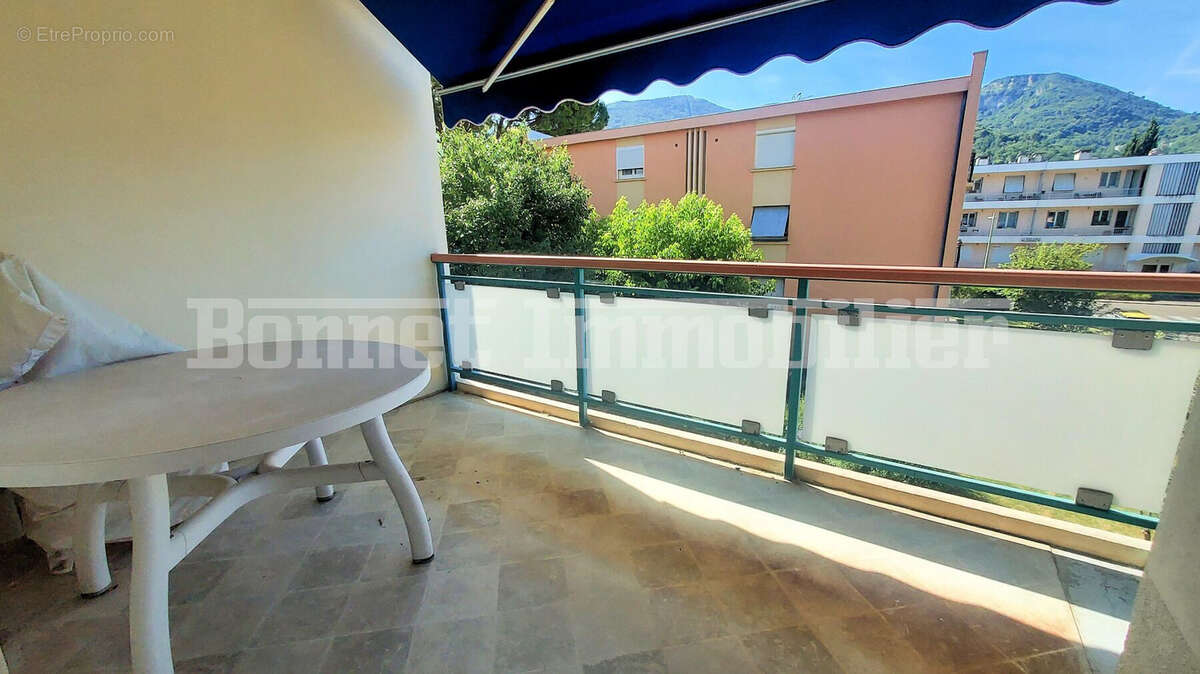 Spacieux appartement T4 avec cave et garage - photo 11