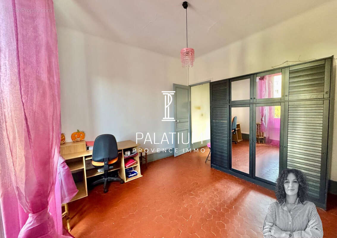 Appartement à SALON-DE-PROVENCE
