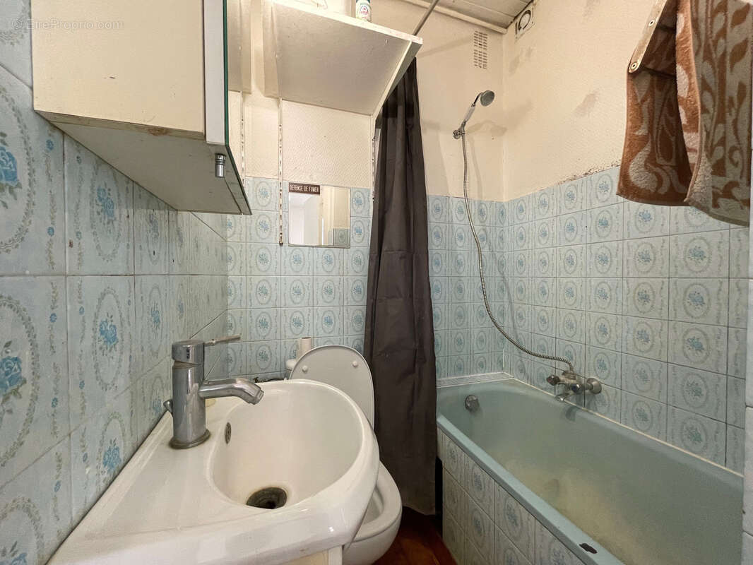 Appartement à PARIS-18E