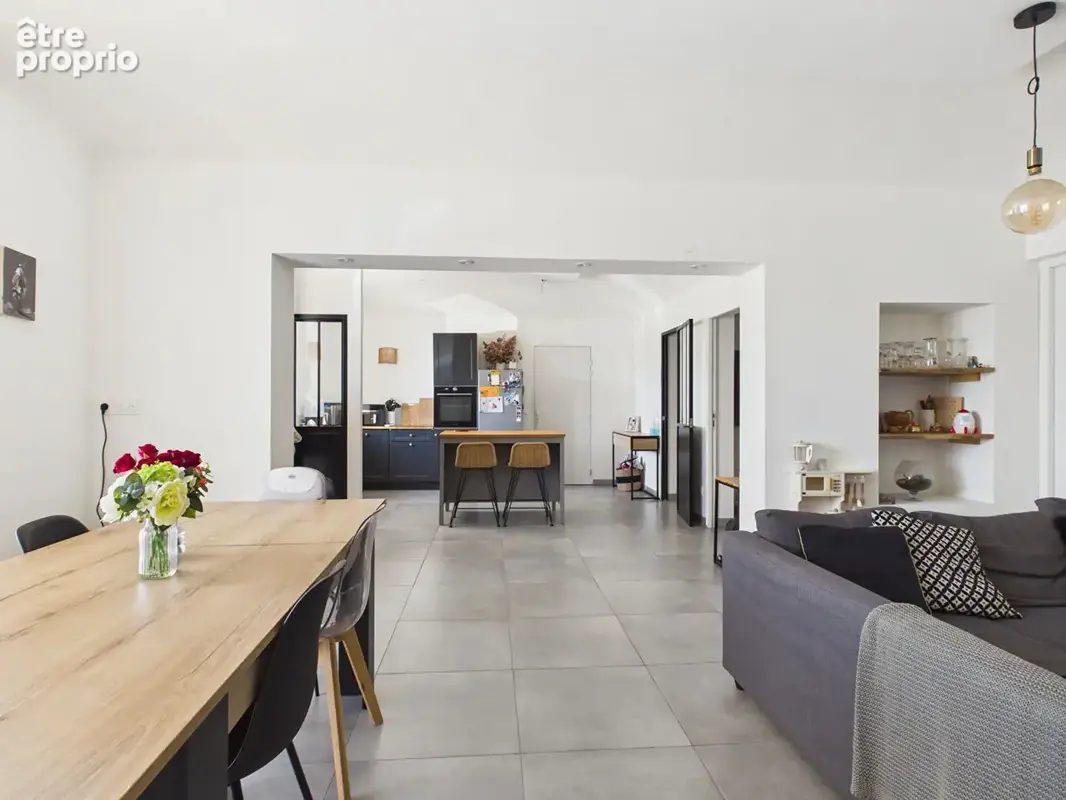 Photo Maison à Saint-Vincent-De-Barres au prix de 249 000€