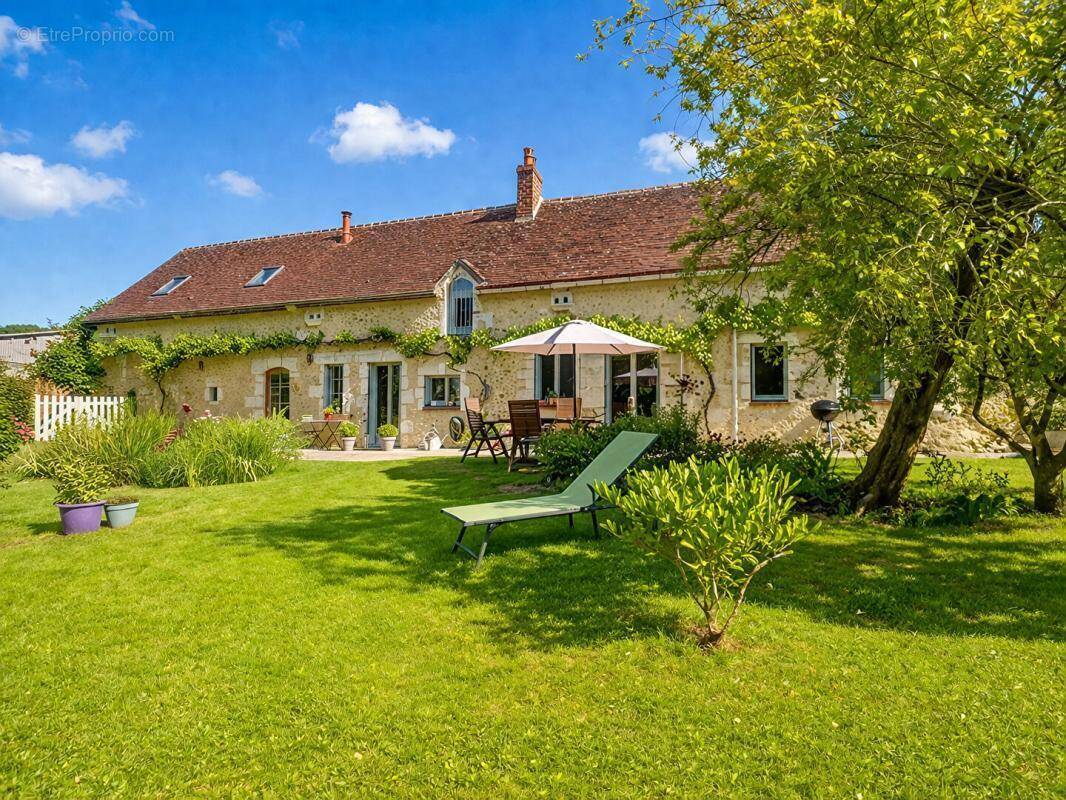 Maison à REMALARD