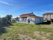 Photo 1 - Maison à CHATEAU-GUIBERT