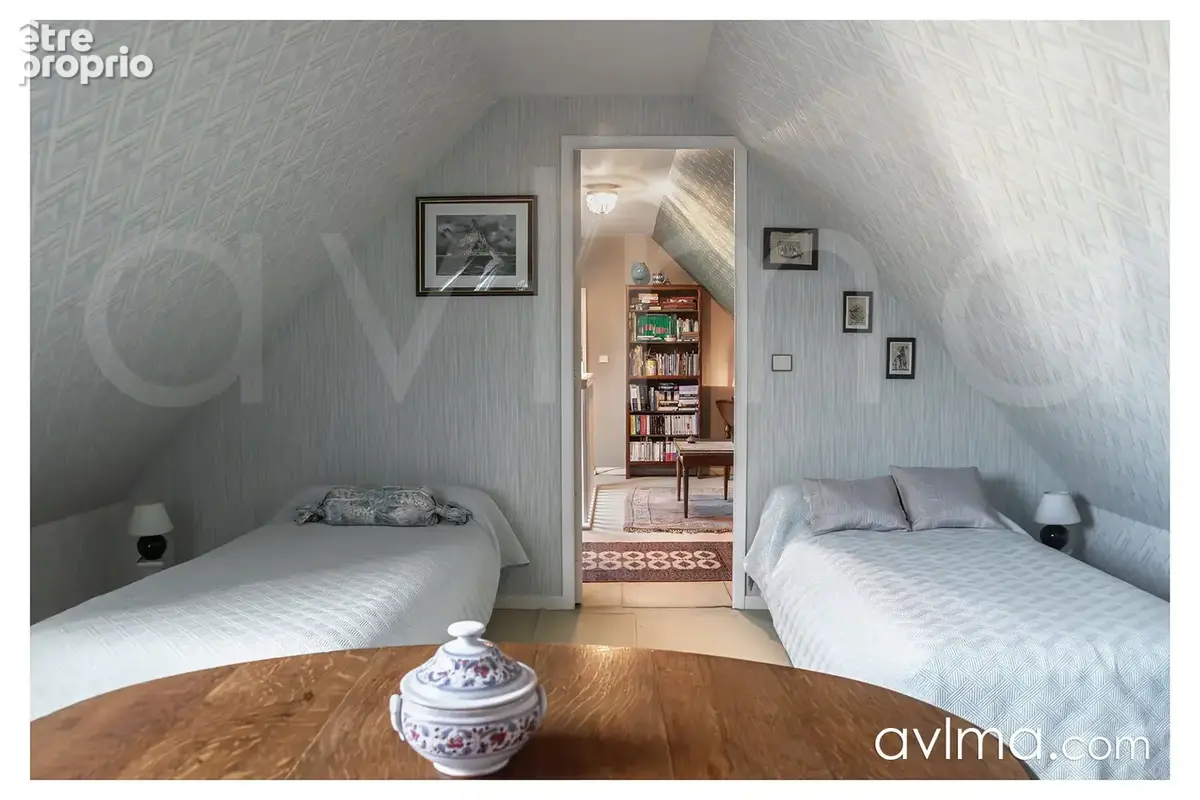 Maison familiale en parfait état dans un domaine avec tennis et piscine - centre village. - photo 16