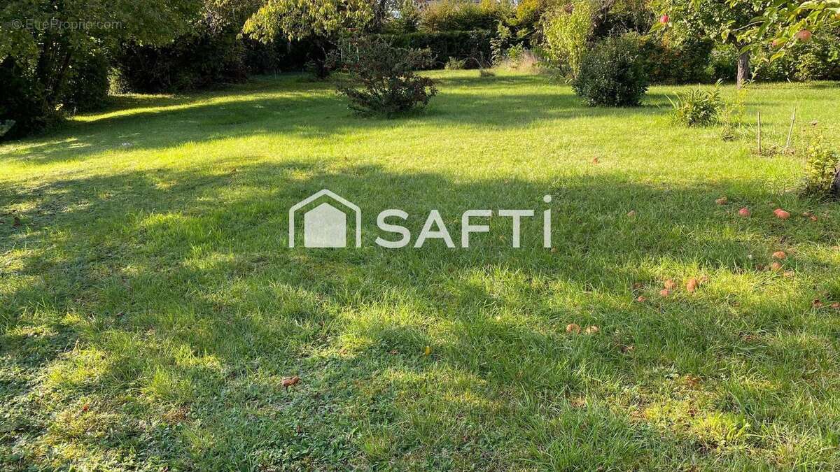 Photo 3 - Terrain à VAUX-SUR-SEINE