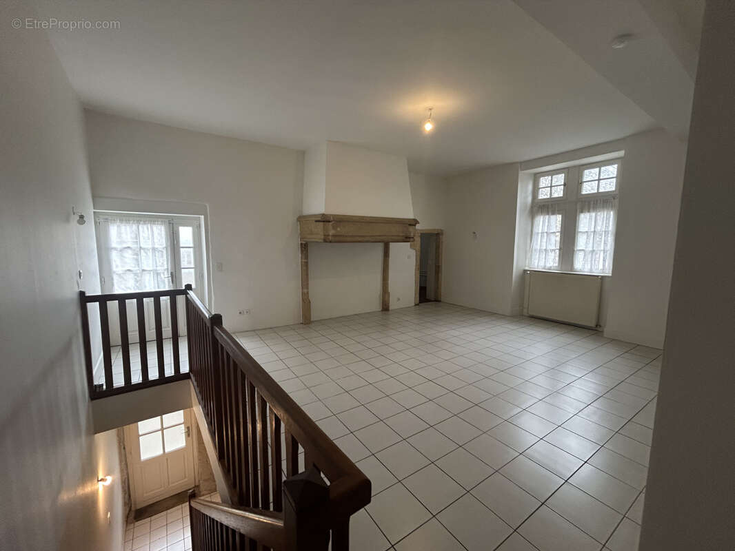 Appartement à ANSE