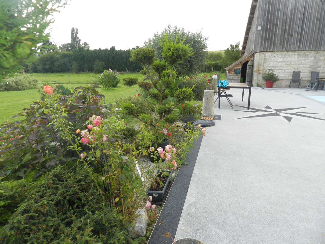 Maison à LAUBRESSEL