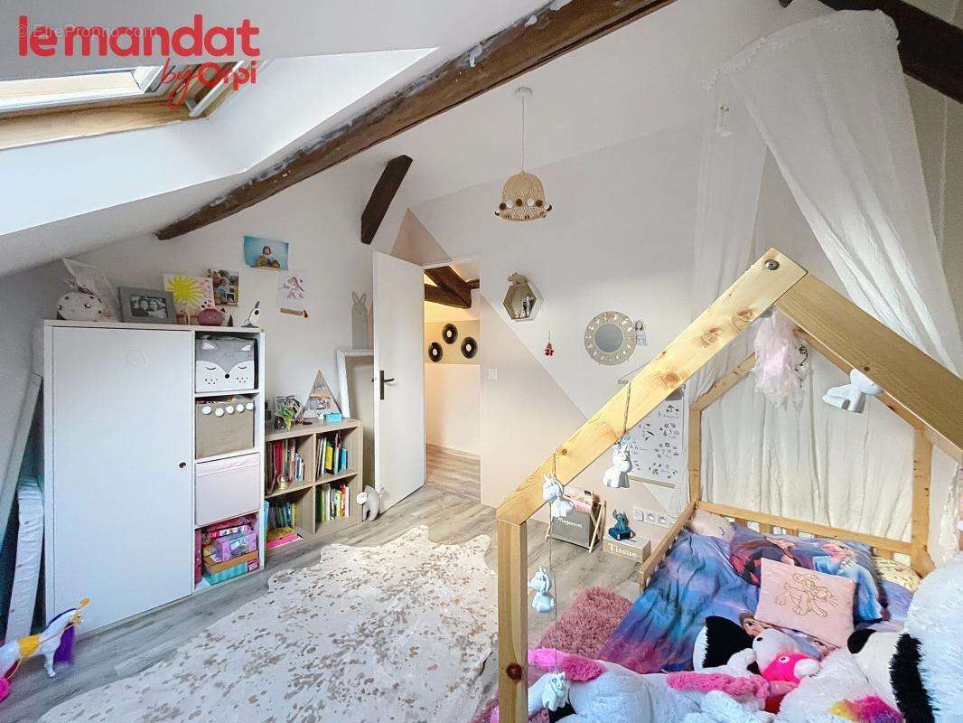 Appartement à SERAINCOURT