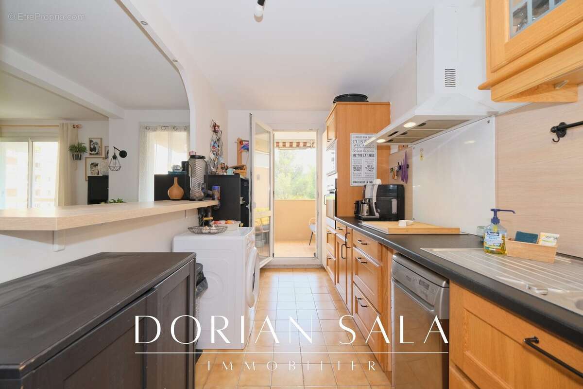 Appartement à MARSEILLE-11E