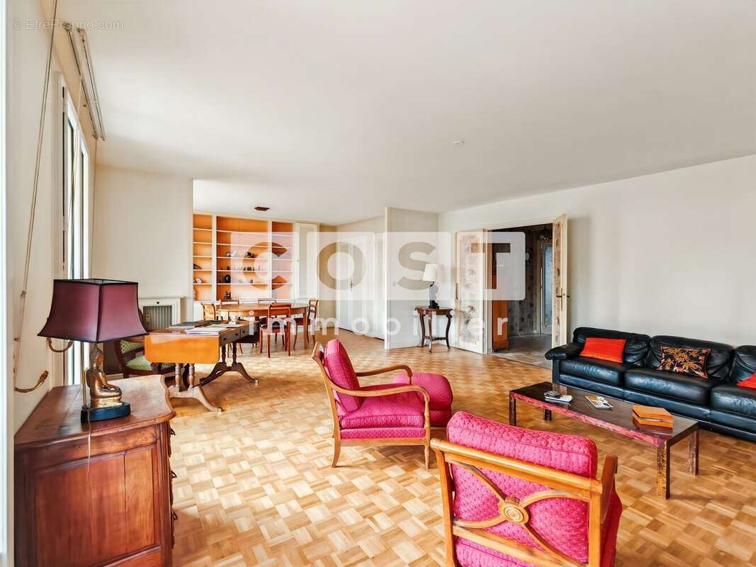 Appartement à COLOMBES