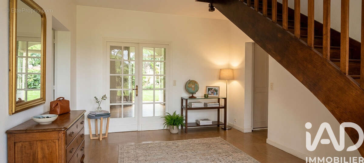 Maison 264 m² à Beaune  - photo 2