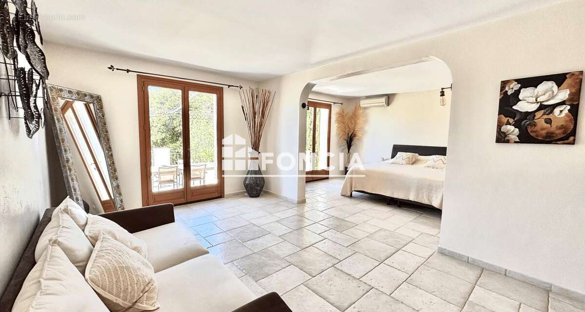 Maison à FREJUS