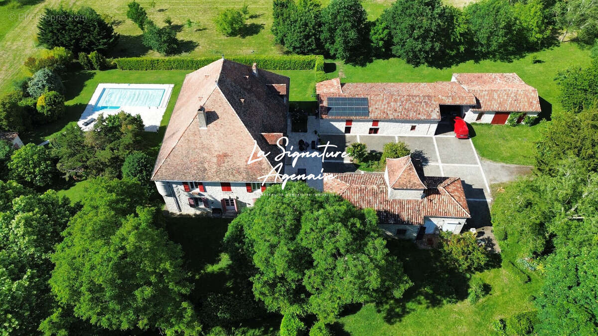 Maison à MONTESQUIEU