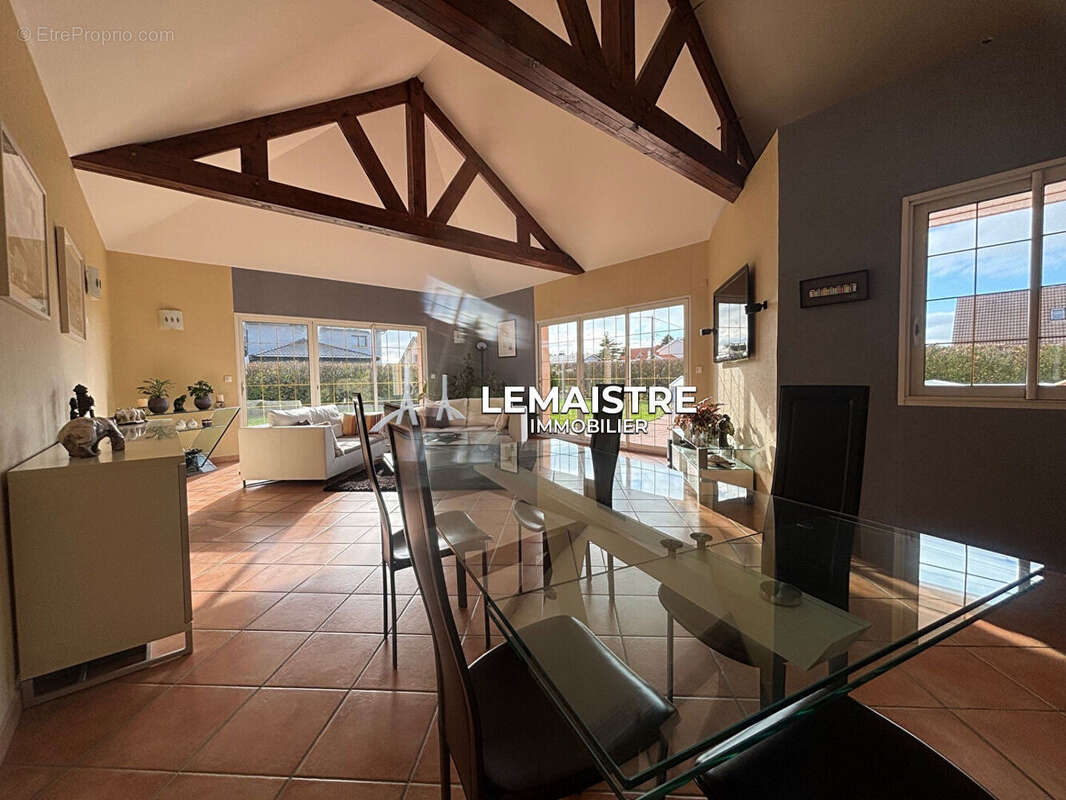 Maison à OCTEVILLE-SUR-MER