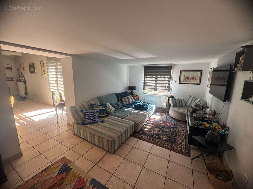 Rare au coeur de Francheville le Haut maison 7 pièce(s) 211 m2 au calme - photo 9