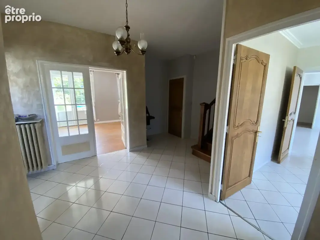 Propriété située à AUMALE - photo 4
