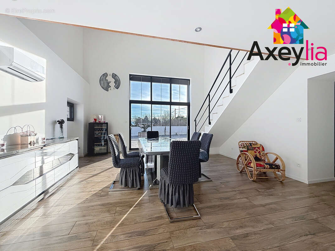 Appartement à AMBIERLE