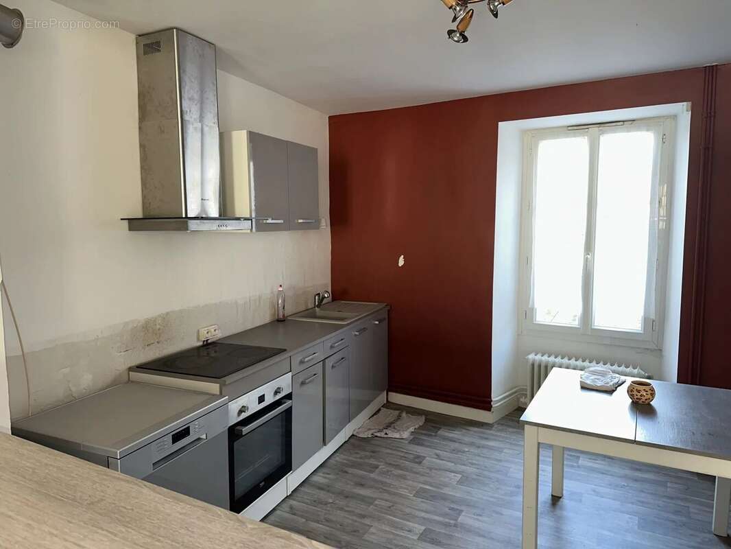 Maison à GENCAY