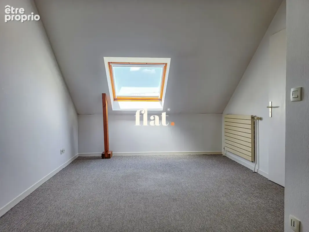 Appartement T2 en duplex  53 quai MAGELLAN 44200 NANTES - Quartier CHU/ GARE SUD - 51,02m2 carrez. 57,2 m2 au - photo 9