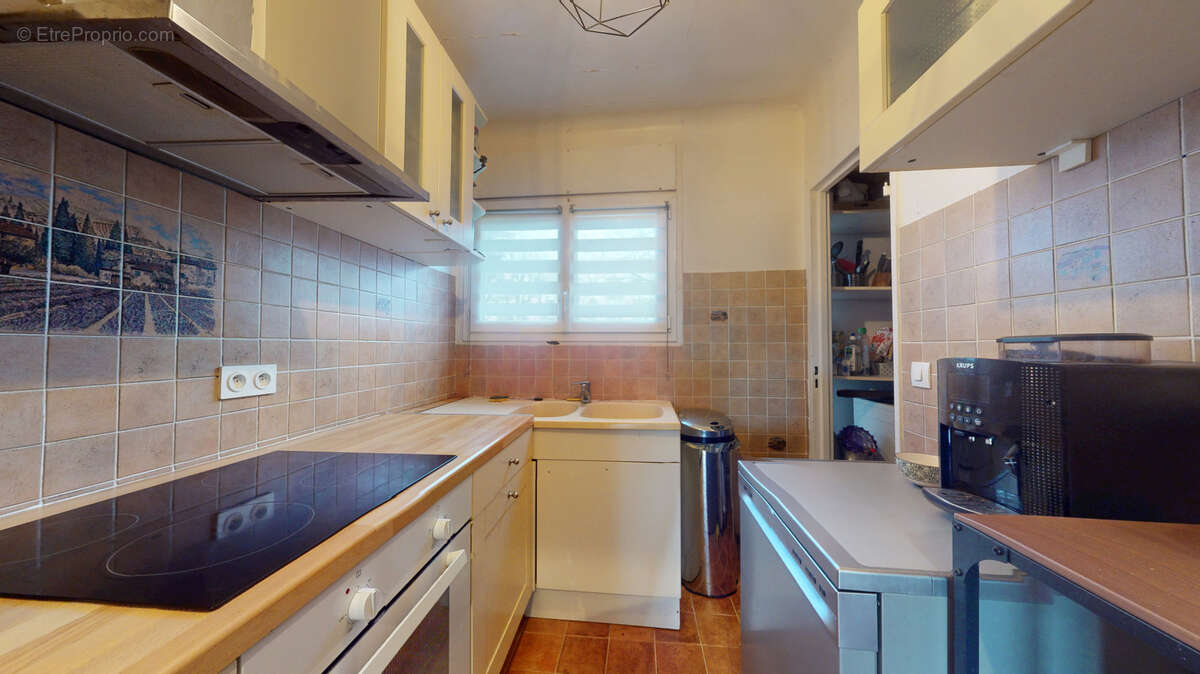 Appartement à SARTROUVILLE