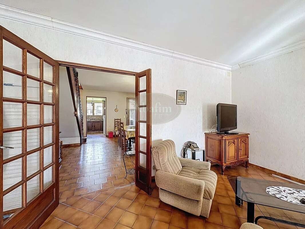 Maison à TRIE-SUR-BAISE